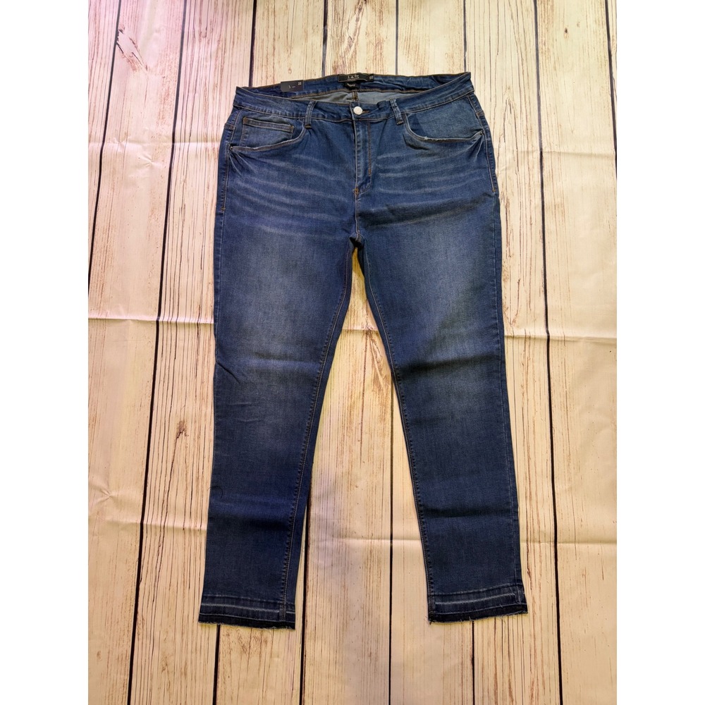 L&B Lucky & Blessed Womens Plus Size 22 Skinny Jeans Dark Wash Raw Hem Denim